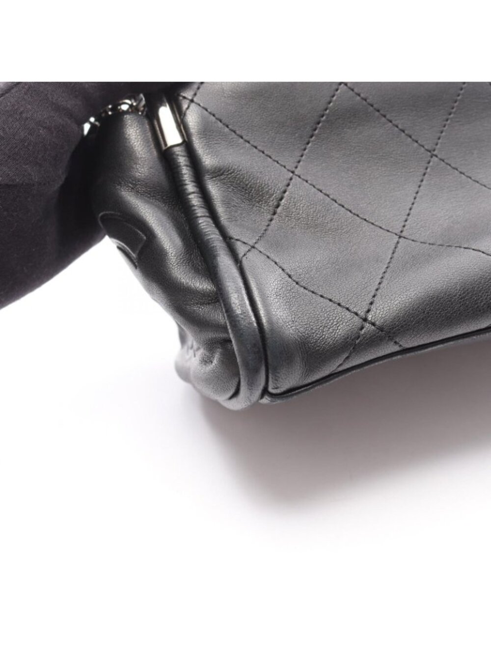 Chanel Handbag Quilted Black Lambskin Coco Charm - Picture 10 of 12